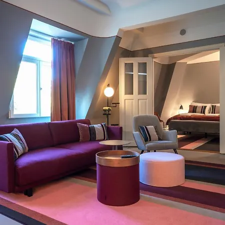 The Company - The Sweet Apart Otel 4*