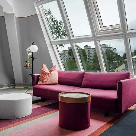 The Company - The Sweet