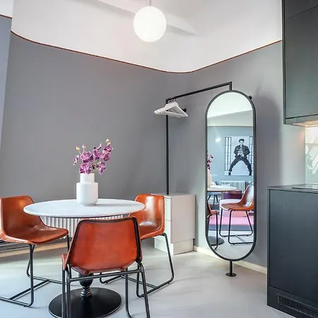 The Company - The Sweet Aparthotel 4*