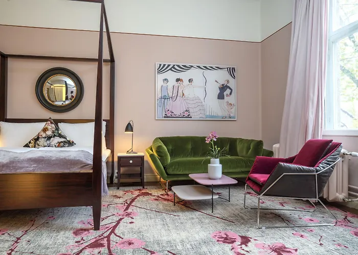 The Company - The Sweet Aparthotel
